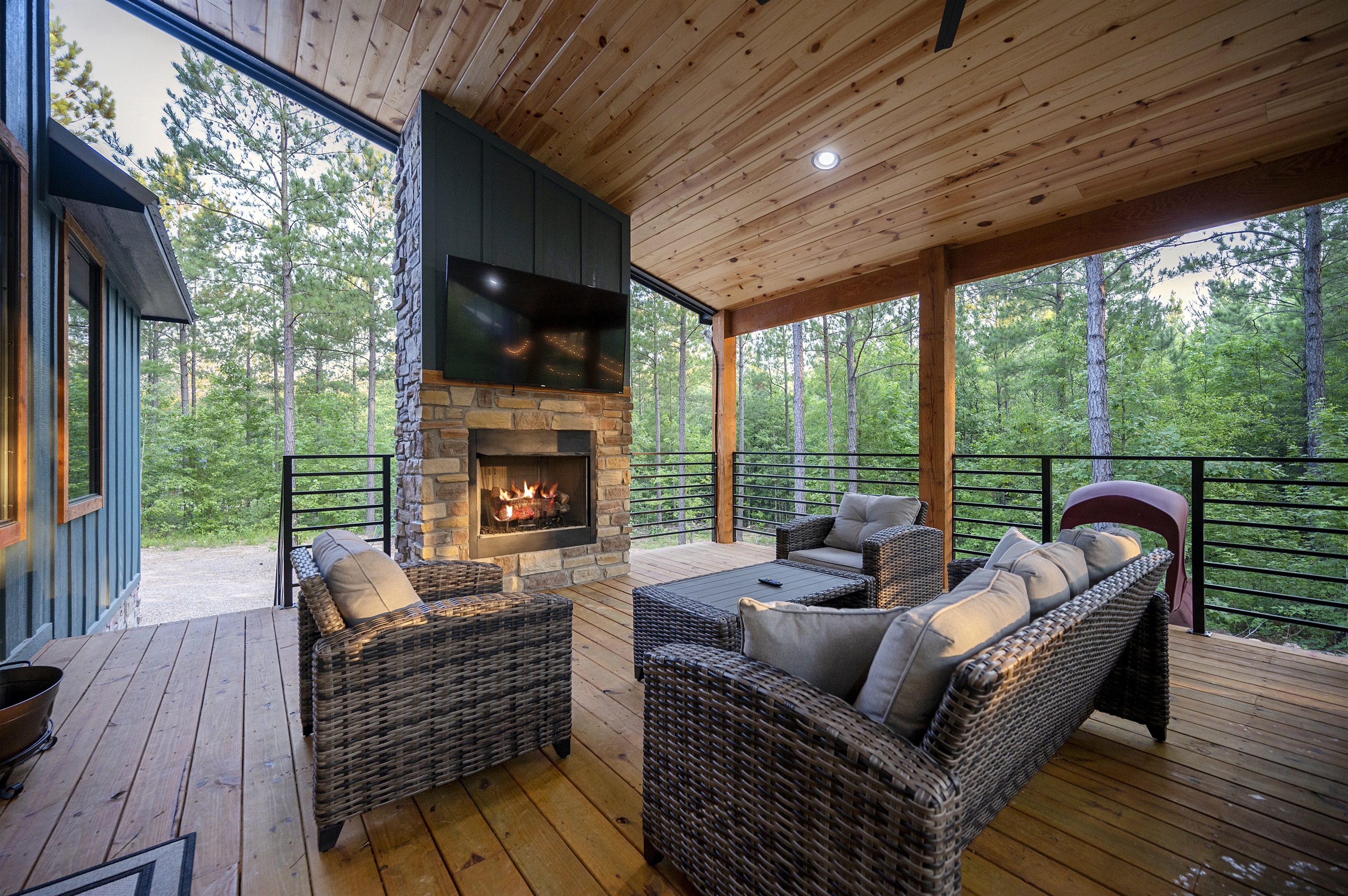 Relax outside, watch your favorite sporting even, or relax by the fire