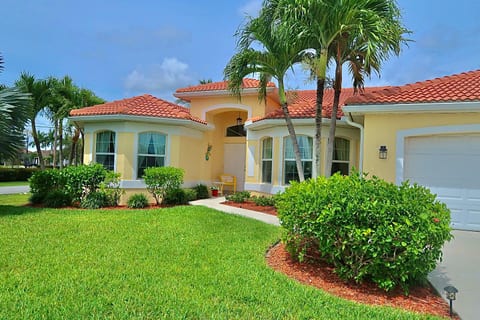 Villa Lahaina | Heated Pool