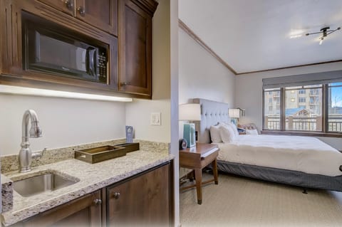 First Tracks Lodge 1 BR