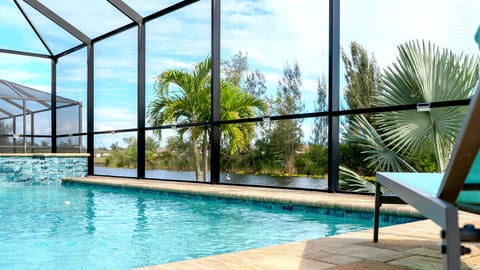 Villa Teal Paradise | Pool & Spa | Canal Front | Golf Course