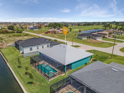 Villa Teal Paradise | Pool & Spa | Canal Front | Golf Course