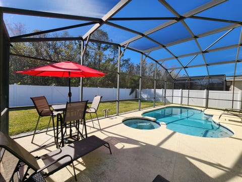 CRYSTAL COVE (4730BD) - 5BR 3.5BA Pool Home & Spa, Fenced Yard