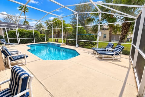 OAK ISLAND - 4BR 3BA Home w/ Pool & Games Room