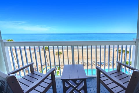 550 - Oceanfront Studio- Monthly Specials
