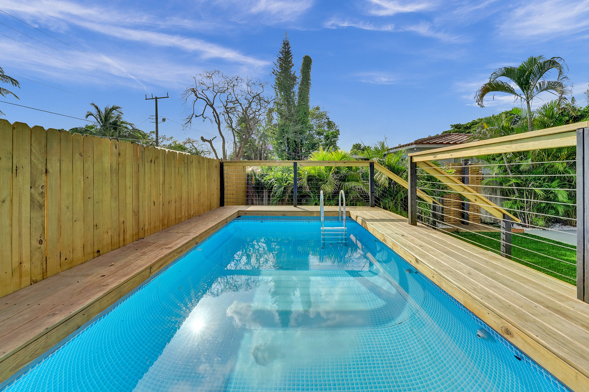 Hollywood Haven: Chic Comfort & Prime Location   - Hollywood