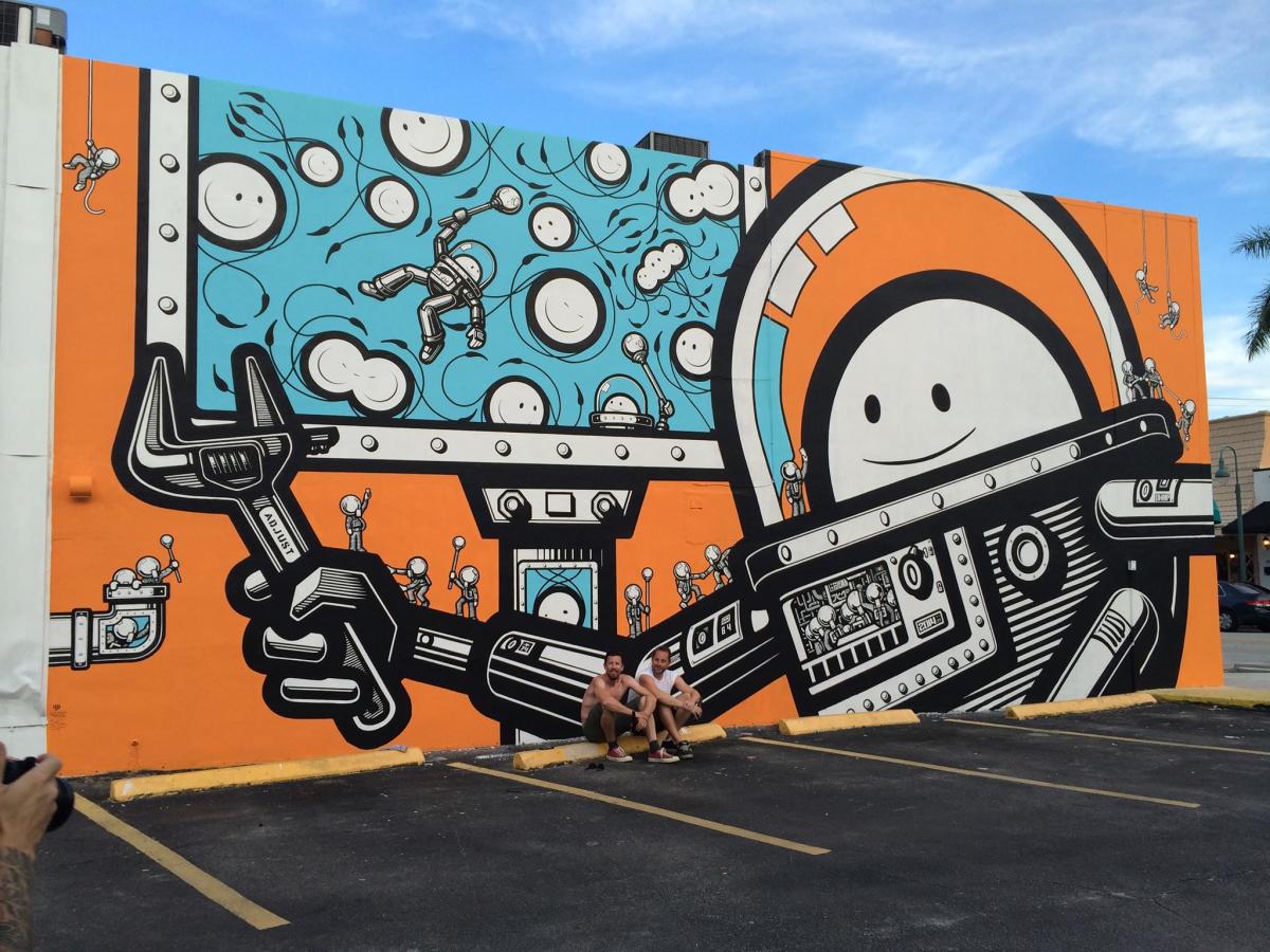 Downtown Hollywood Mural Project (Approx. 1 mile)