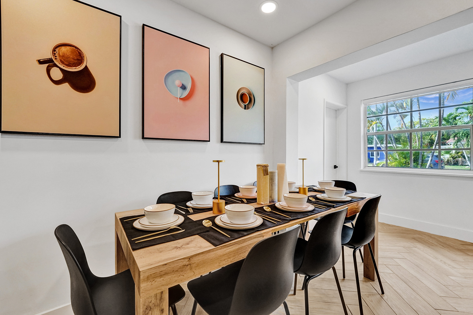 Hollywood Haven: Chic Comfort & Prime Location   - Hollywood