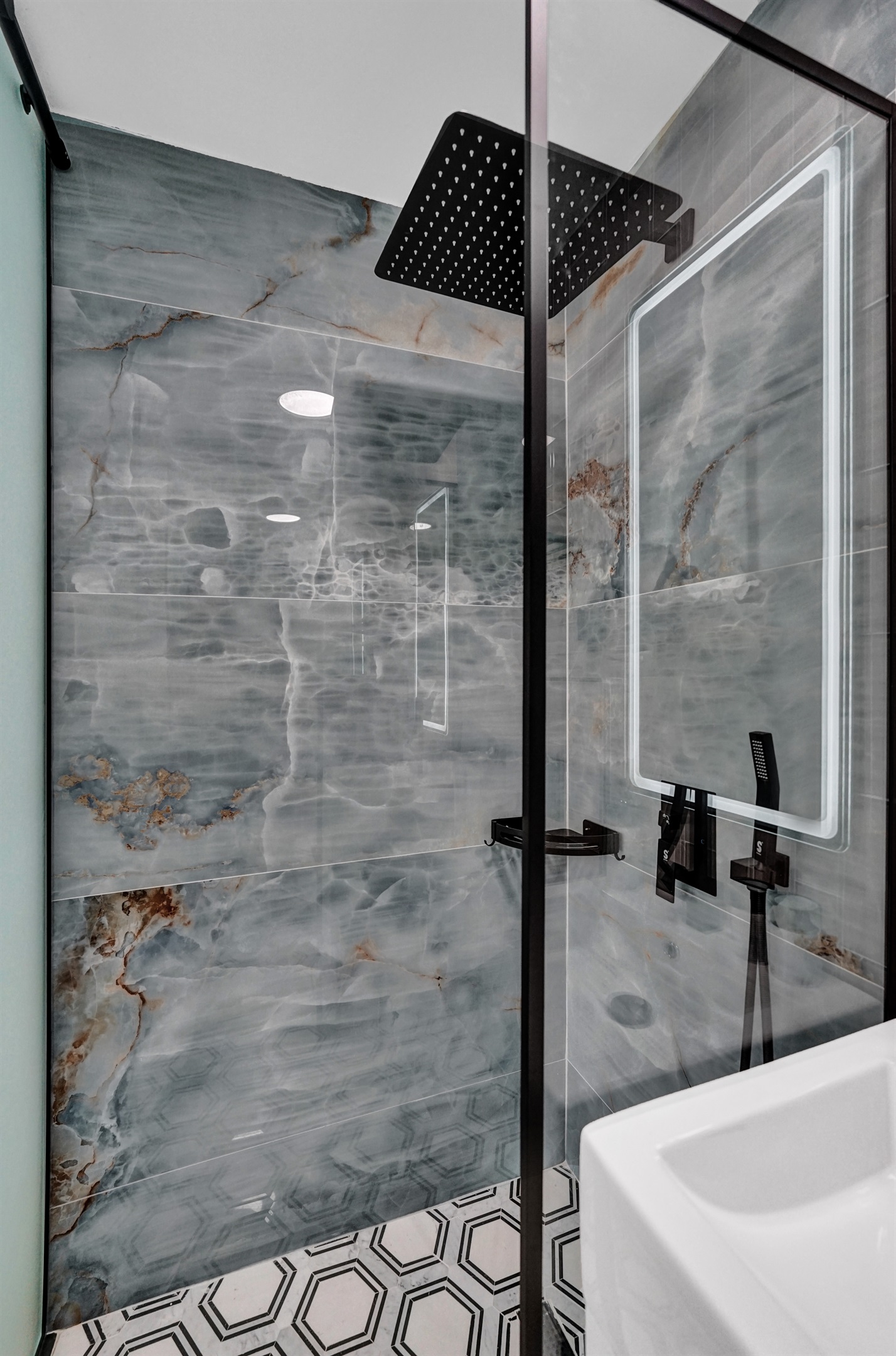 Hollywood Haven: Chic Comfort & Prime Location   - Hollywood