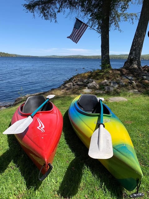 2 kayaks provided for your use