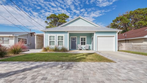 Chasing Sunsets 3 Bed 2 Bath Sleeps 7