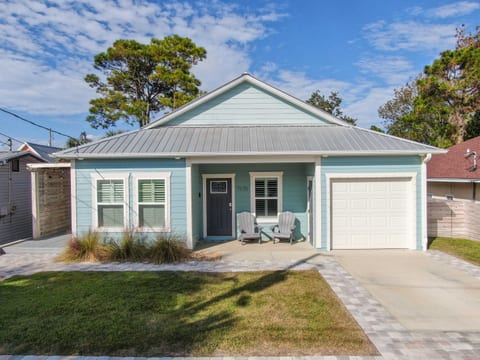 Chasing Sunsets 3 Bed 2 Bath Sleeps 7