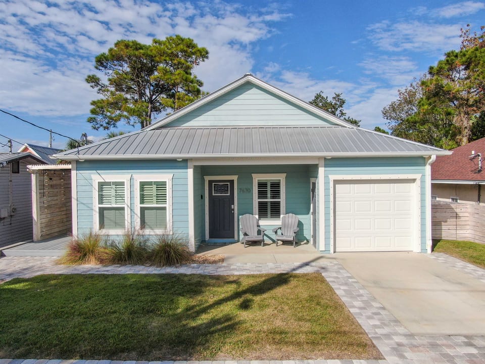 Chasing Sunsets 3 Bed 2 Bath Sleeps 7 - Panama City Beach