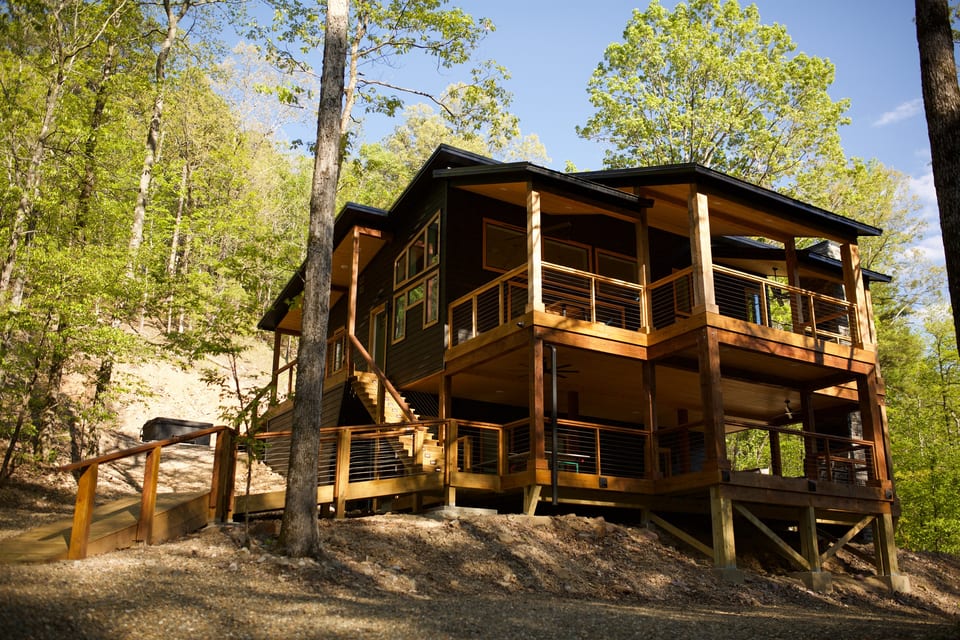 Where luxury meets the woods: welcome to your treehouse-inspired retreat.