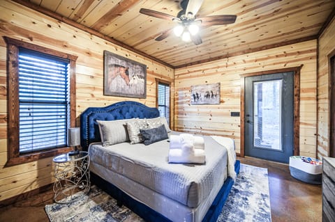 Infinity Bliss - Large King BR + Bunk Rm / Gaming Loft