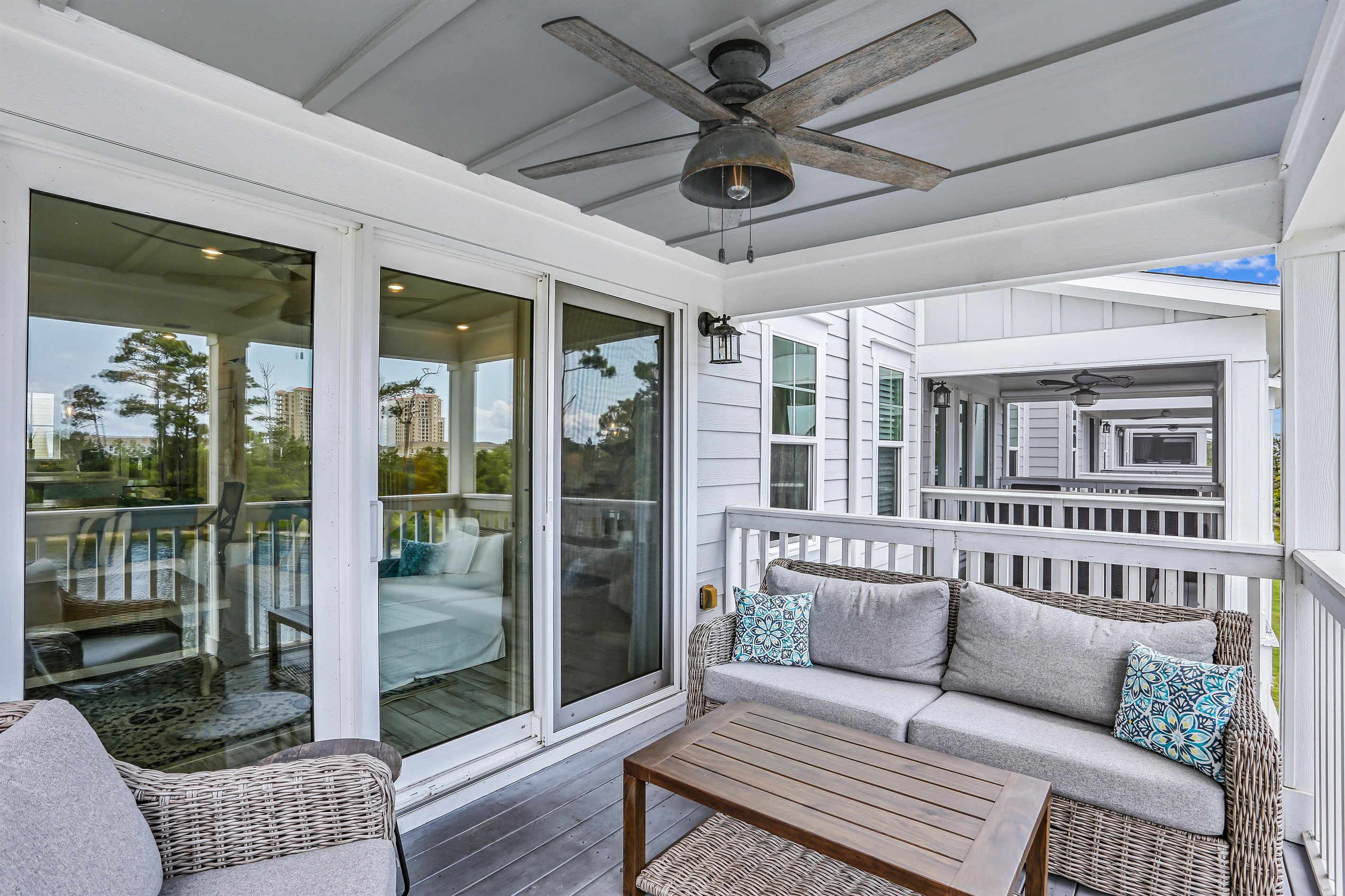 stunning-lost-key-3-bed-2.5-bath-sleeps-10/