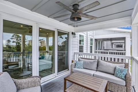 Stunning Lost Key 3 Bed 2.5 Bath Sleeps 10