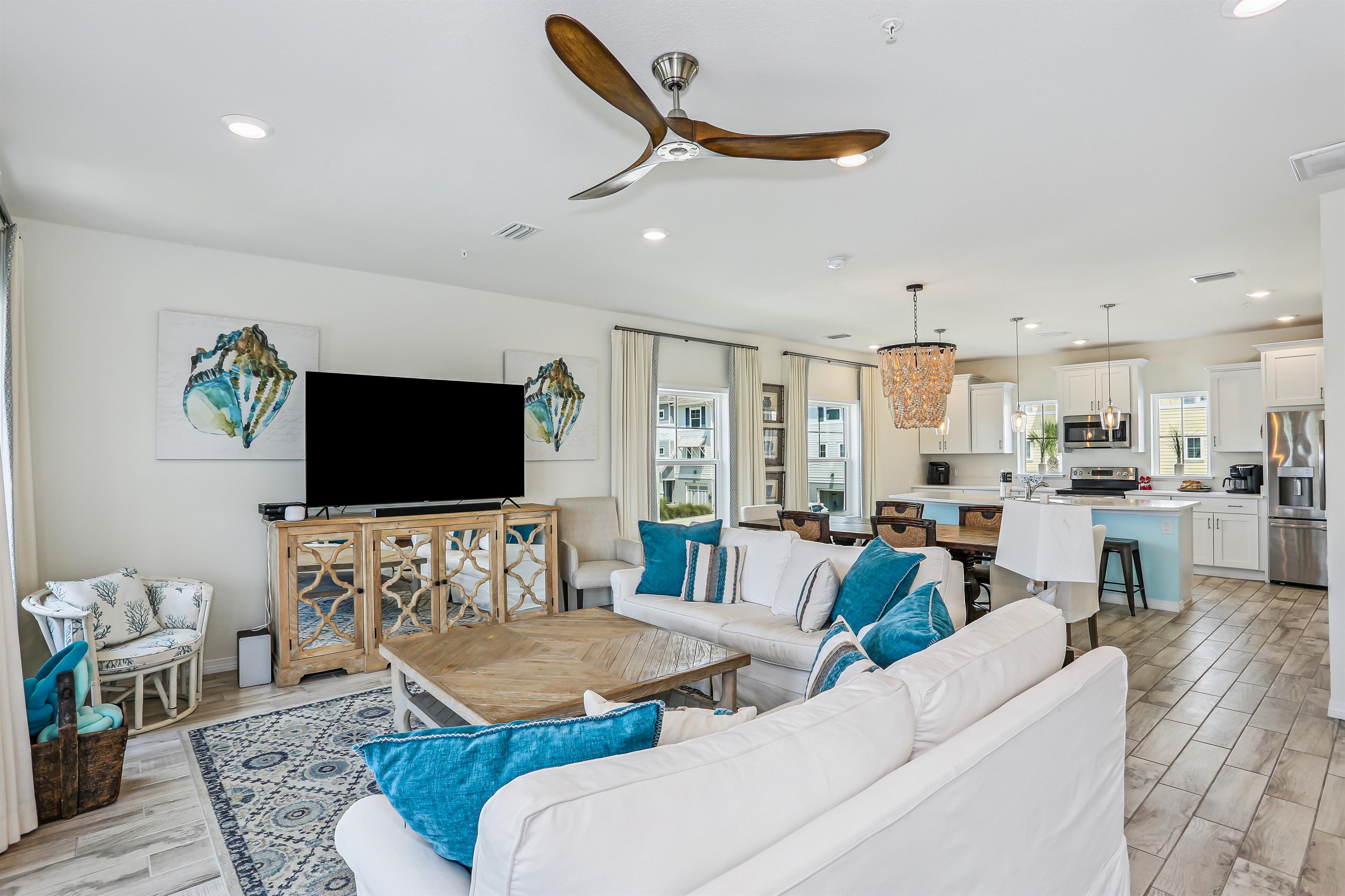 stunning-lost-key-3-bed-2.5-bath-sleeps-10/