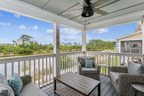 Stunning Lost Key 3 Bed 2.5 Bath Sleeps 10