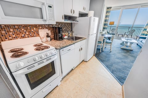 Kitchen Area, Beatifully Decorated