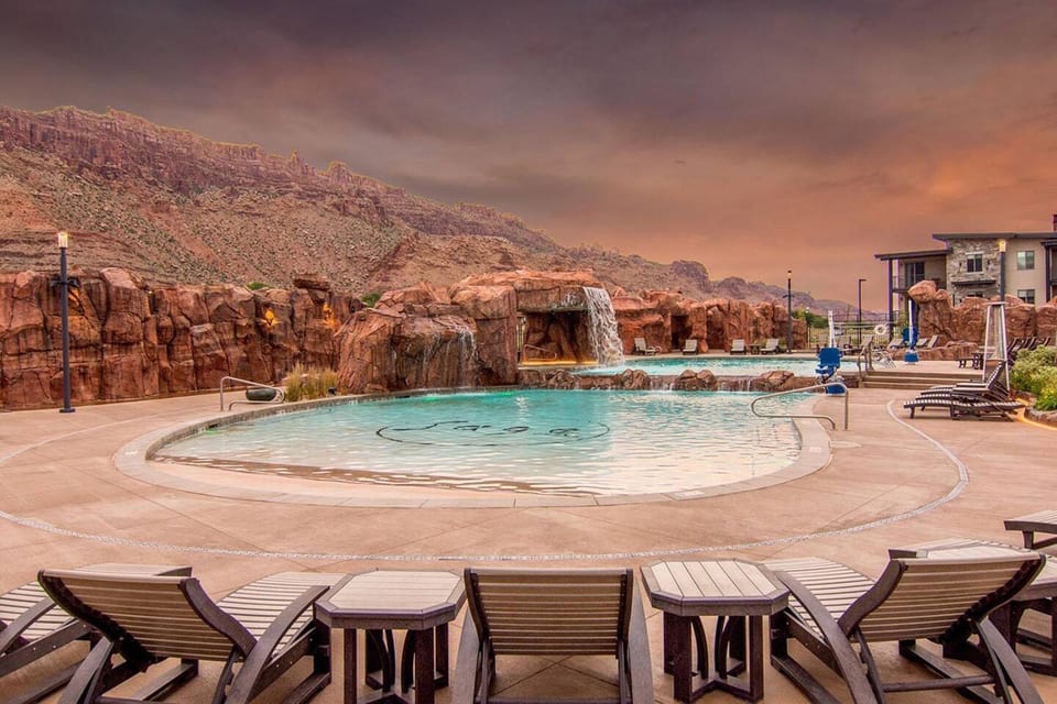 Gorgeous Moab sky laying poolside