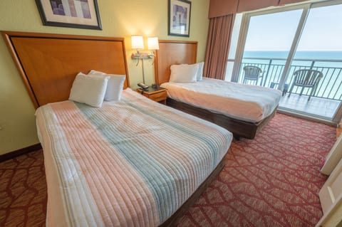 Direct Oceanfront, 2 Beds in Bedroom