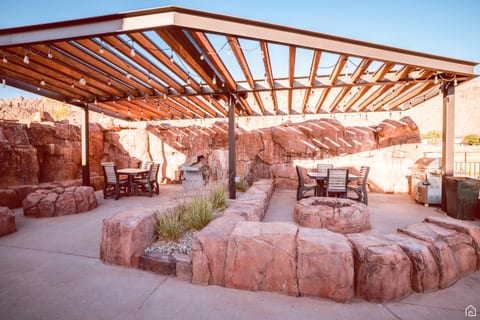 Sage Creek at Moab Tunnel Arch Hideaway