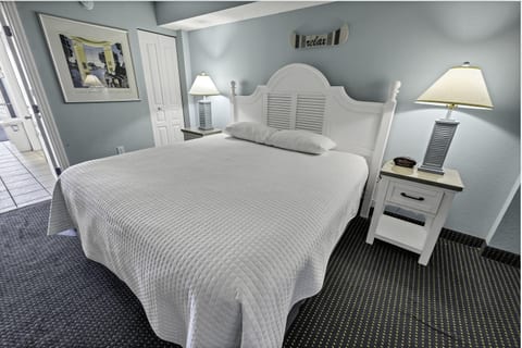 King in Bedroom, Beautifully Decorated