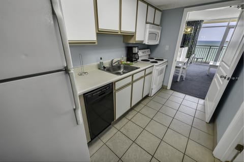 Large Appliances in Kitchen Area