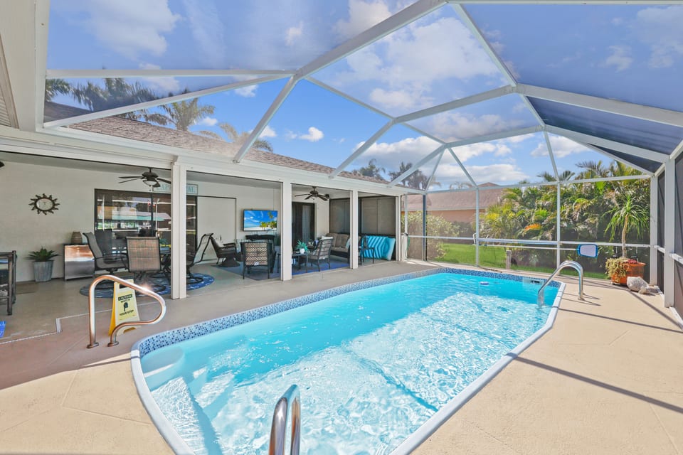 Heated pool