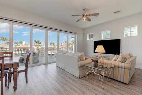 Living area on 2nd floor