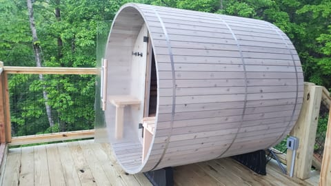 4 person Almost Heaven outdoor barrell sauna