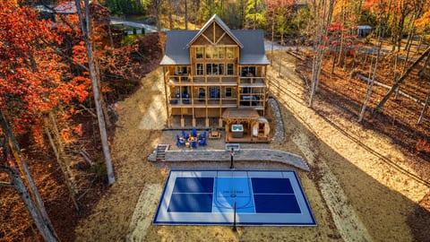 Pull up to peak fall color with a pickleball court, cold plunge and fire pit waiting below — the Smokies getaway you'll be bragging about by Thanksgiving