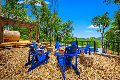 Rainbow Falls Lodge