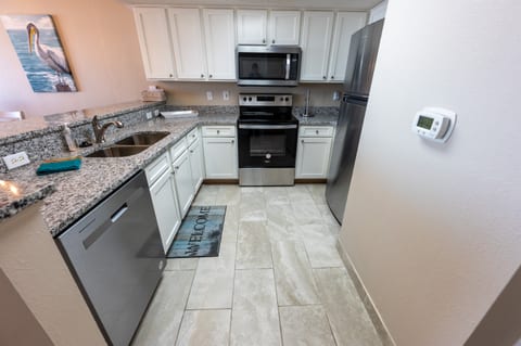Bay Watch 405 - 3 Bedroom
