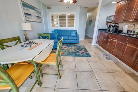 Large Living Area with Views of the Ocean, Beautifully Decorated