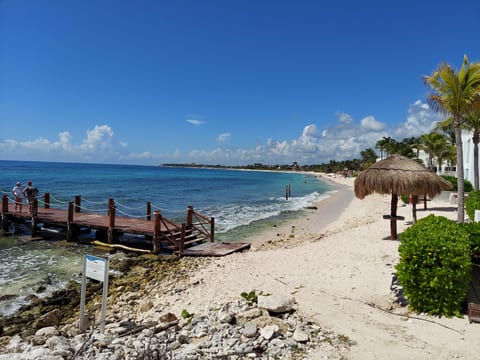 Public beach access is 5 minute walk