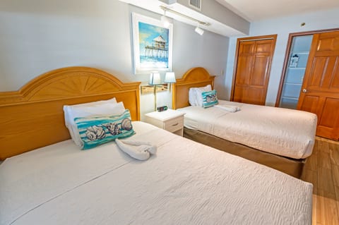 Stunning Bedroom ✨ Beautifully Decorated 🛏️💫