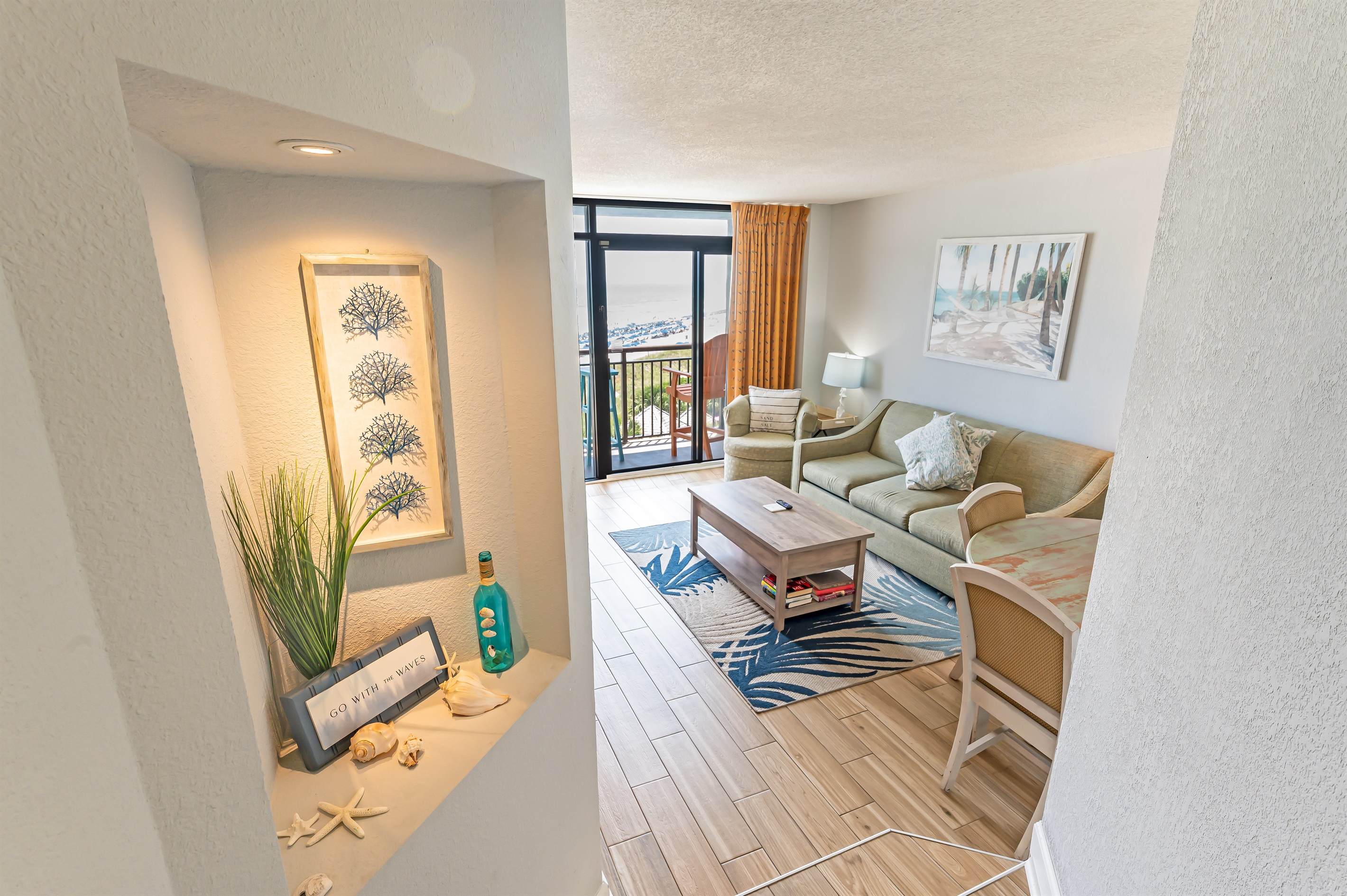 Large Living Room, Beautifully Decorated