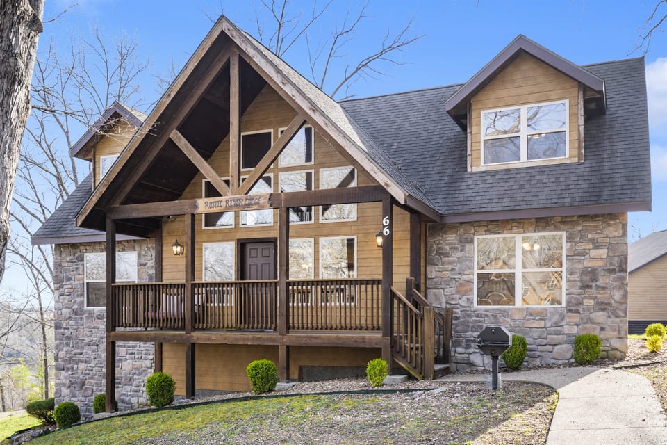 Rustic River Lodge - Branson