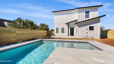 Private Saltwater Pool + Fenced in Back Yard