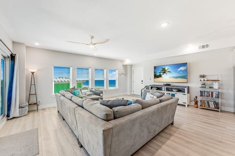 Beach RendezVue - The Vue 3E
