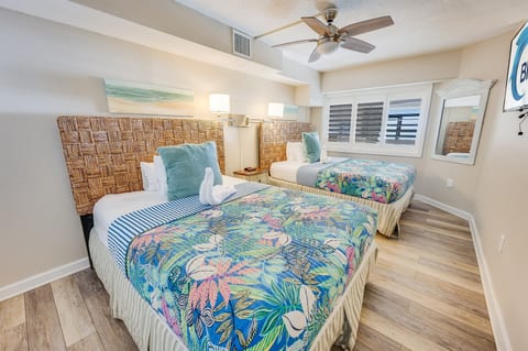 Stunning Bedroom ✨ Beautifully Decorated 🛏️💫