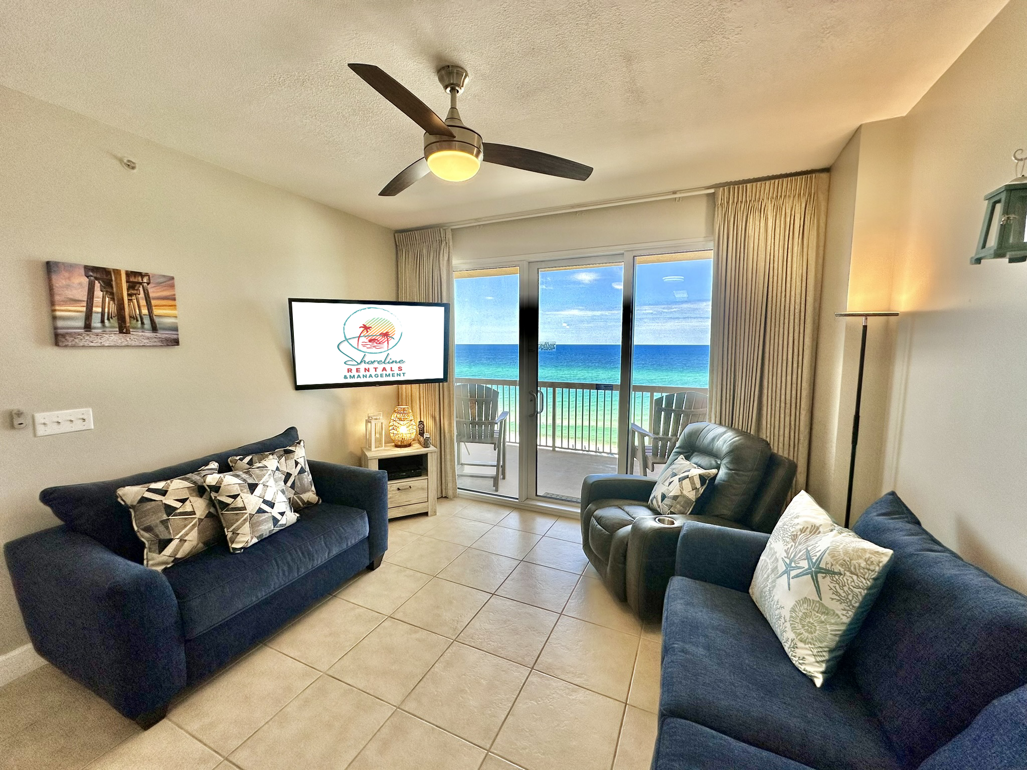 Living Room W/ Queen Sleeper Sofa