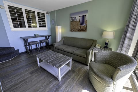 Large Living Area with Views of the Ocean, Beautifully Decorated