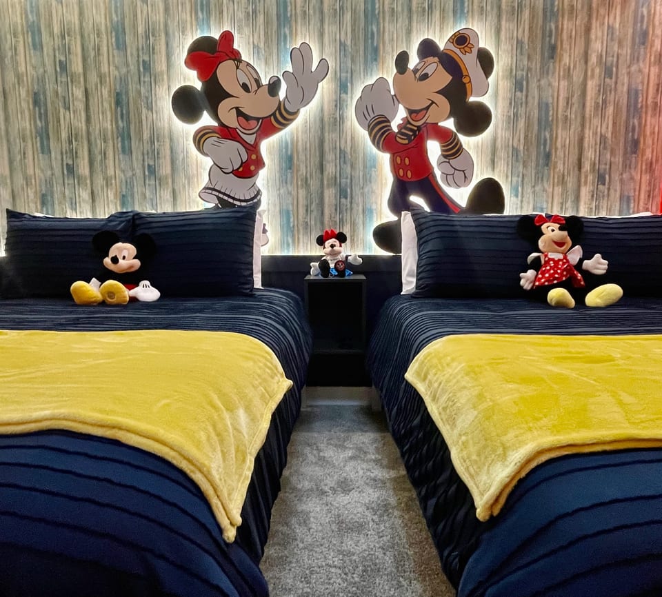 2596 - NEW House at Storey Lake * Themed Bedrooms - Kissimmee