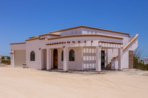 Beautiful San Felipe home with a view to the sea