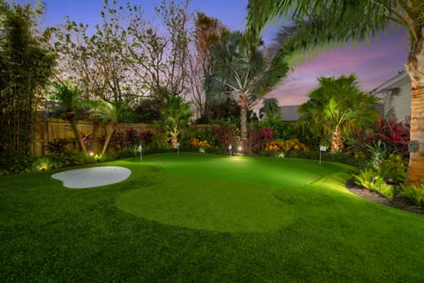 Family Tides:Game-On Backyard | Pool, Turf Field & Golf Cart