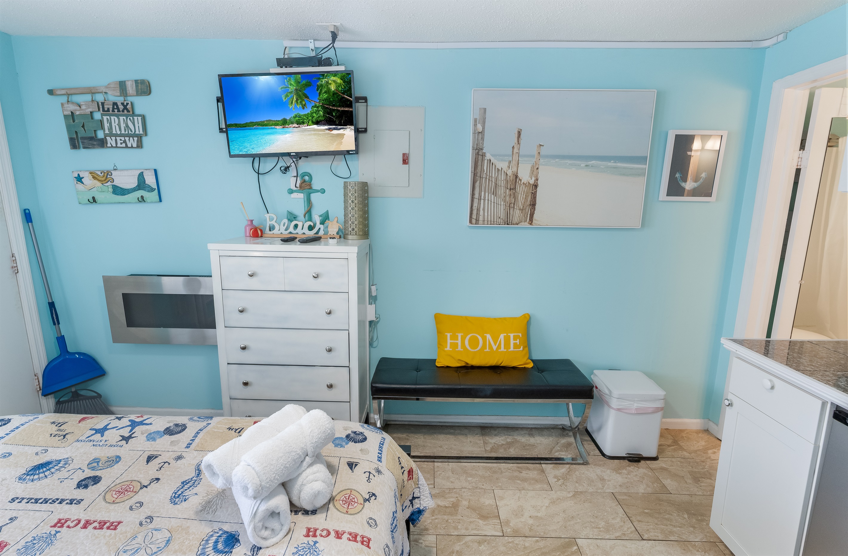 Amazing Bedroom, Beautifully Decorated