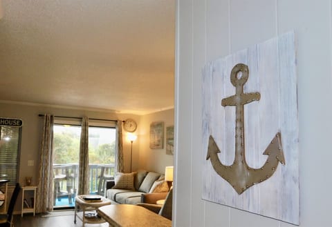 Tybee Island Beach, Dolphins, Oceanfront Condos, Pools
