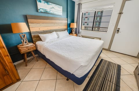 Bluewater 1402 - 1 Bedroom